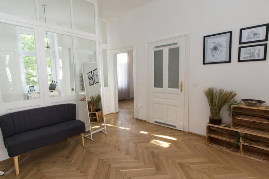 Apartment Urban Jungle *